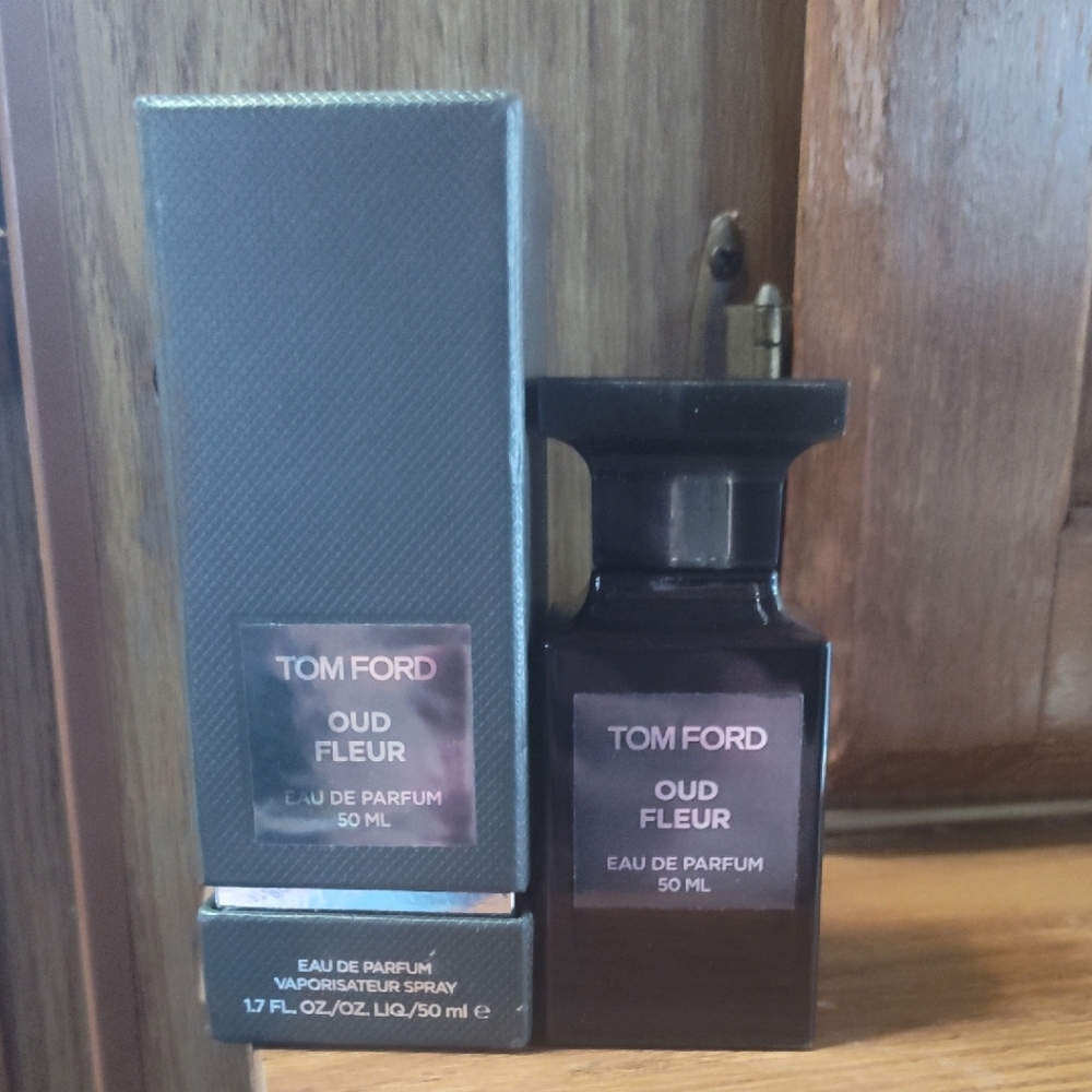 Tom Ford Oud Fleur Eau de  in Black